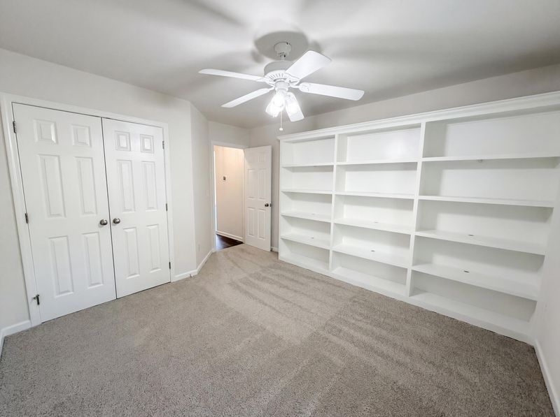 9640 N Carousel Cir, Summerville, SC 29485