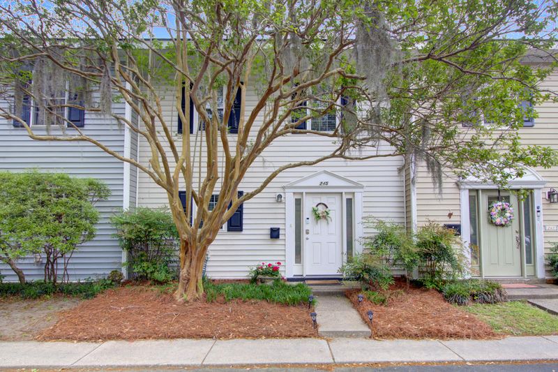 245 Heritage Cir, Mount Pleasant, SC 29464