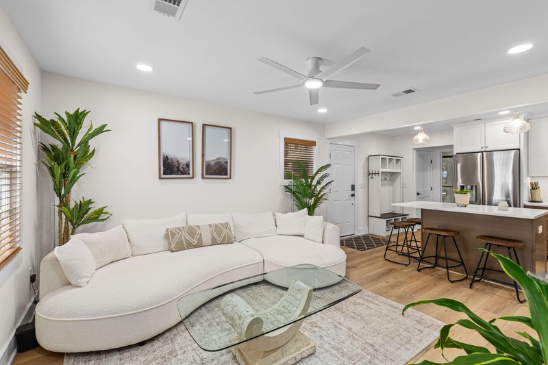 16 Amherst St, Charleston, SC 29403