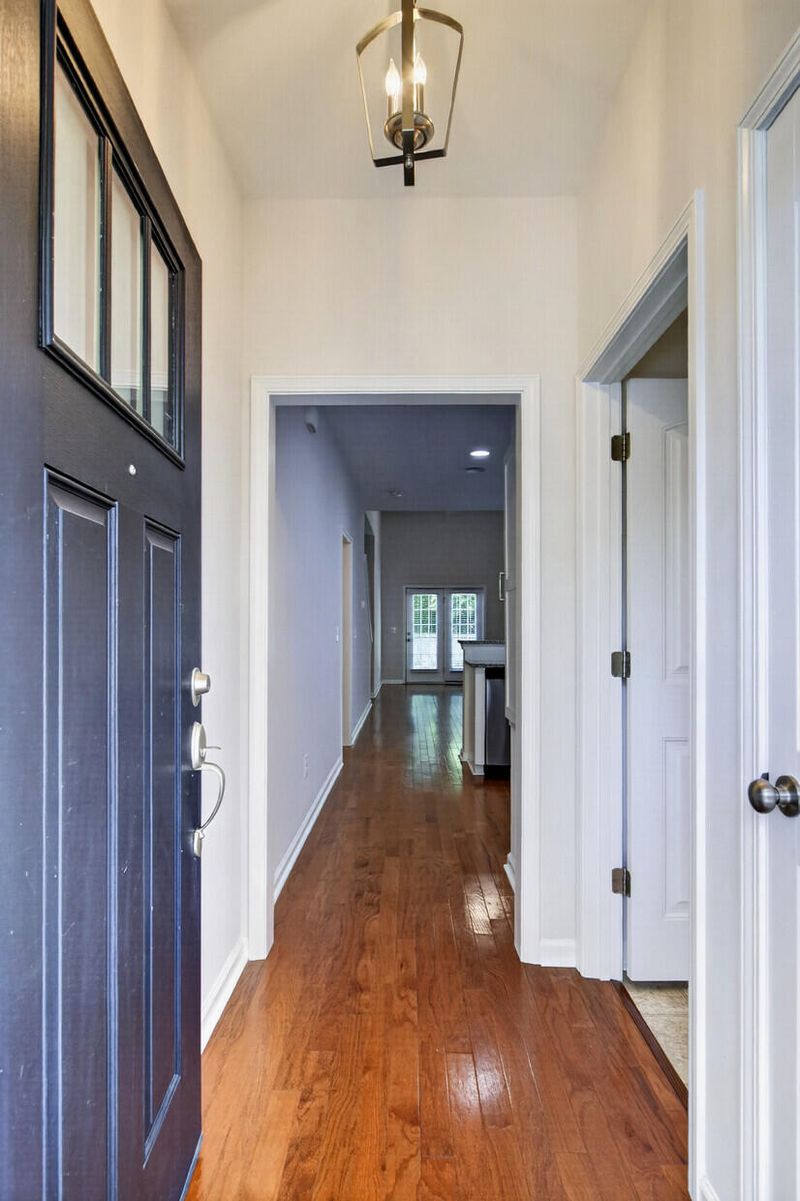 3121 Mulan Ln, Charleston, SC 29414
