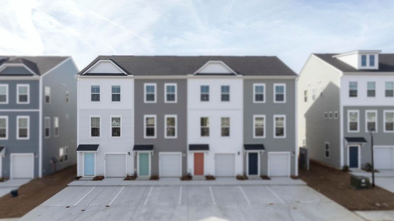 4633 Forest Hills Dr #1401, North Charleston, SC 29418