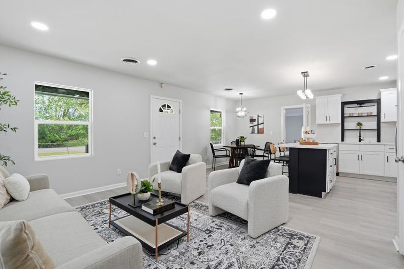 2670 Louise Dr, North Charleston, SC 29405