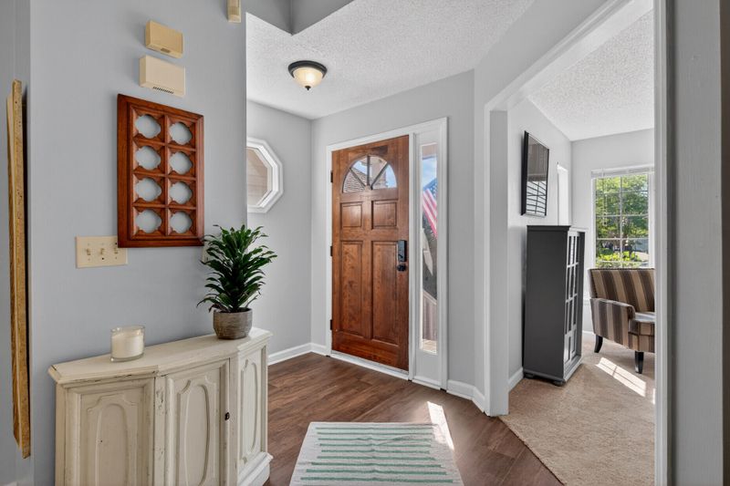10 Jerome Ct, Charleston, SC 29414