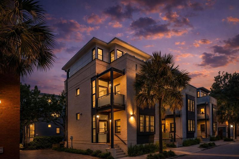 193 Saint Philip St, Charleston, SC 29403