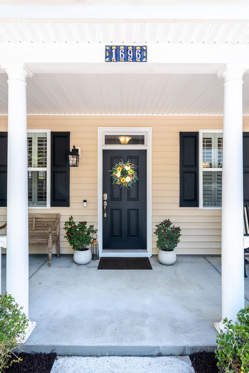 1696 Bee Balm Rd, Johns Island, SC 29455