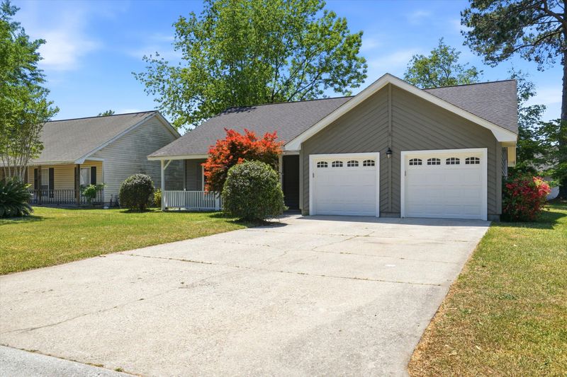 1311 Winterberry Ave, Goose Creek, SC 29445