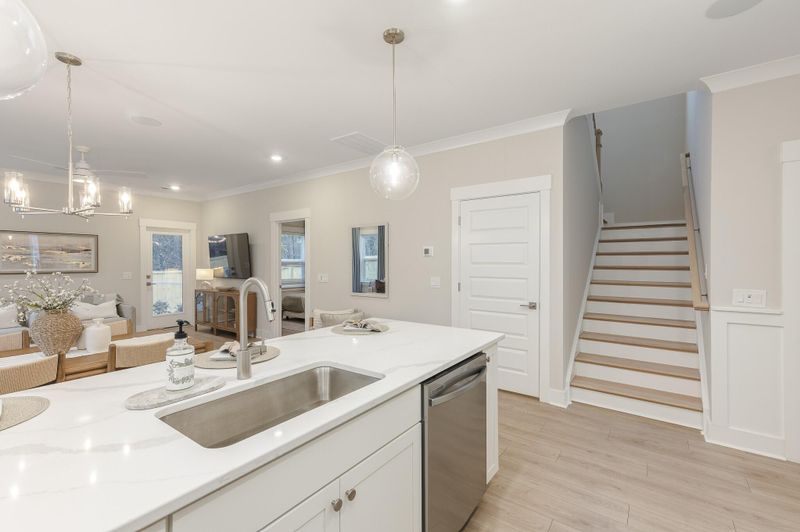 5008 Buggs Ln, Summerville, SC 29485