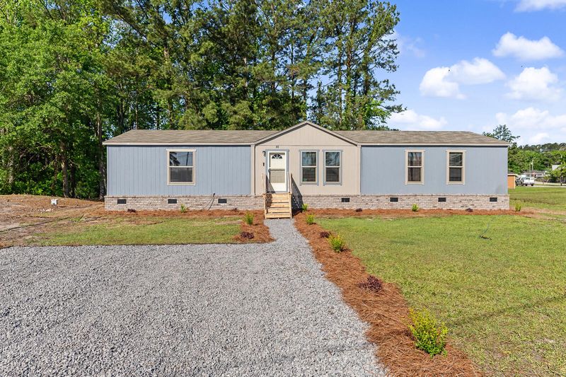 205 Langham Ct, Moncks Corner, SC 29461