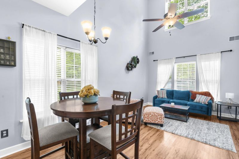 400 Chinquapin Dr, Summerville, SC 29485