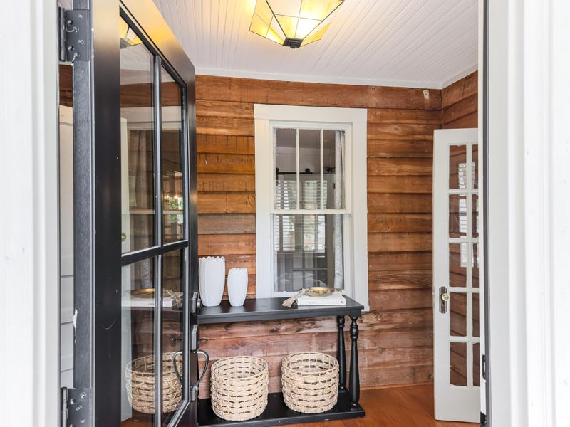 212 E Hudson Ave, Folly Beach, SC 29439