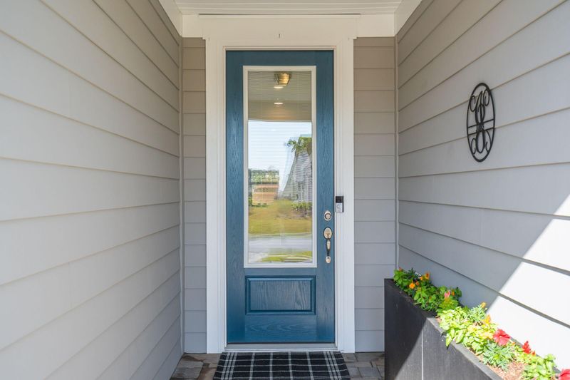611 Coral Bells Ln, Summerville, SC 29486