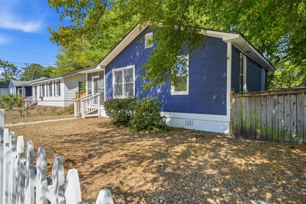 2217 Cambridge Ave, North Charleston, SC 29405