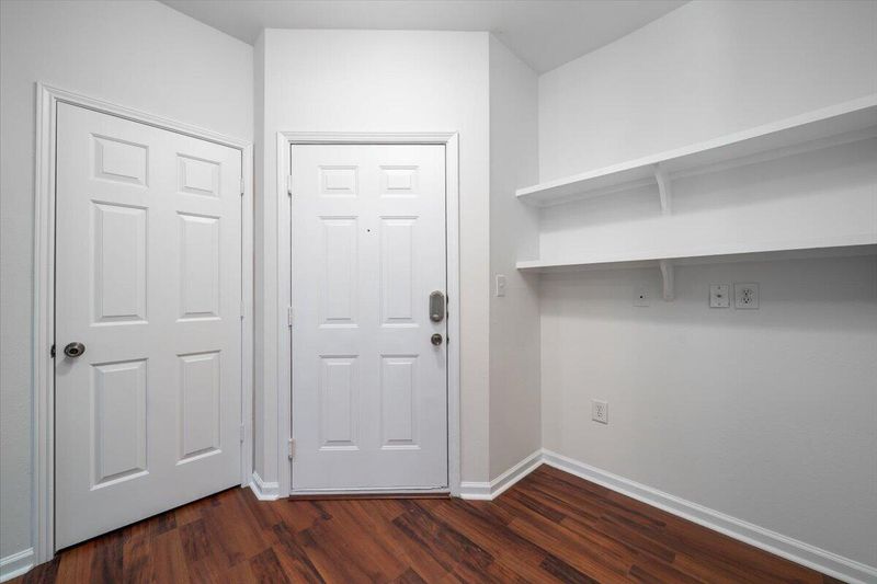 1932 Chatelain Way, Mount Pleasant, SC 29464