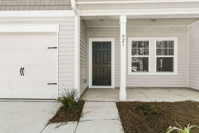 1069 Dusk Dr, Summerville, SC 29486
