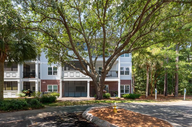 1025 Riverland Woods Pl #Apt 710, Charleston, SC 29412