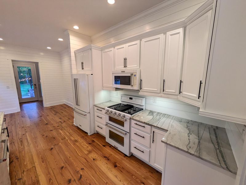 117 Deer St, Summerville, SC 29485