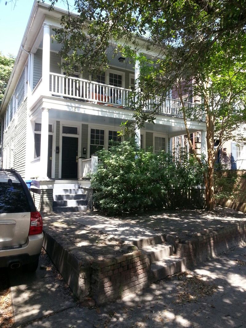 16 Elizabeth St, Charleston, SC 29403