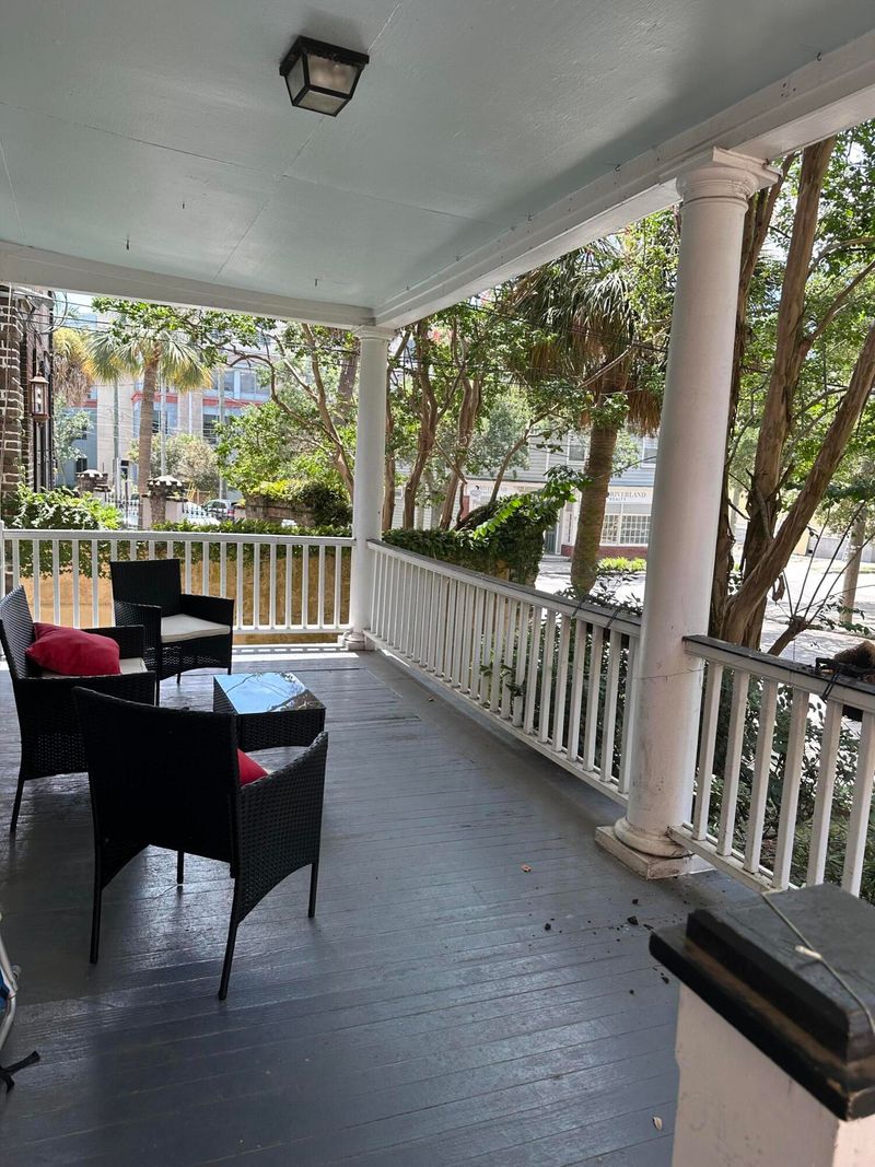 16 Elizabeth St, Charleston, SC 29403