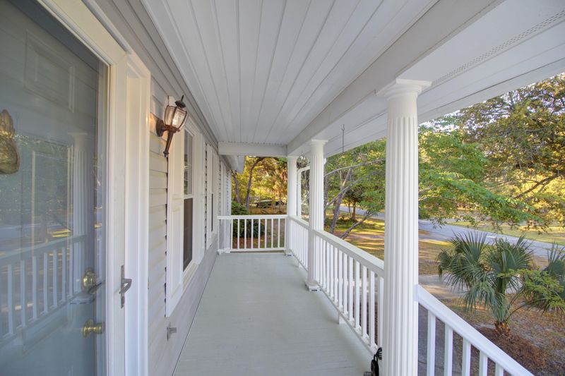 32 32nd Ave, Isle Of Palms, SC 29451