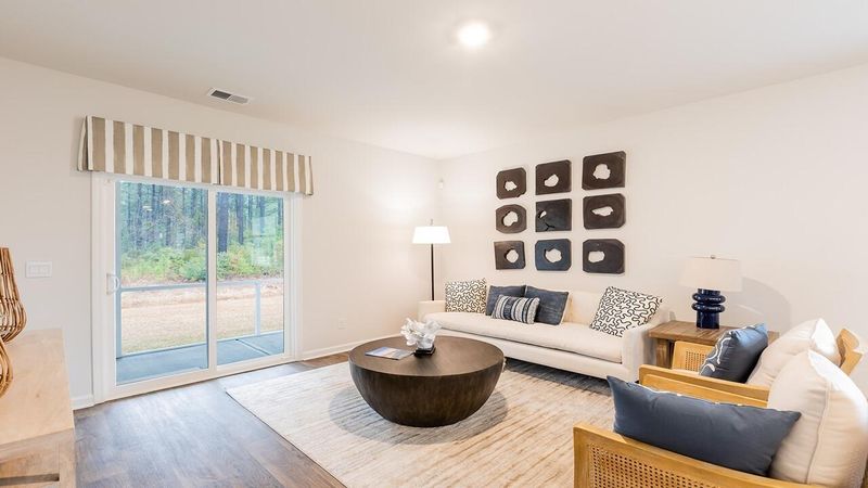533 Lake Ridge Blvd, Summerville, SC 29486