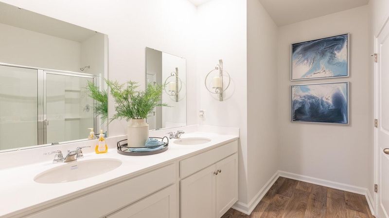 533 Lake Ridge Blvd, Summerville, SC 29486