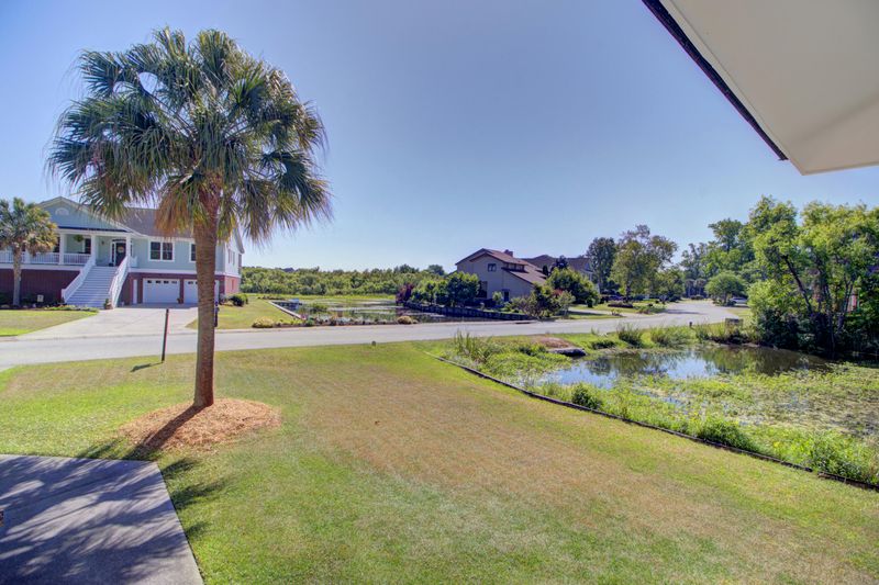 41 N Basilica Ave, Hanahan, SC 29410