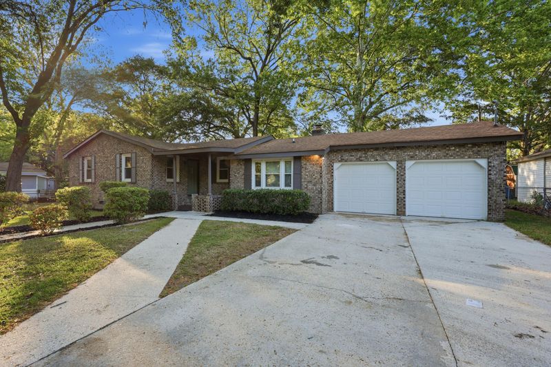 1908 Iron St, North Charleston, SC 29406