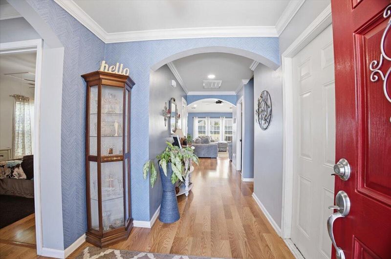 8009 Henderson Rd, Summerville, SC 29483
