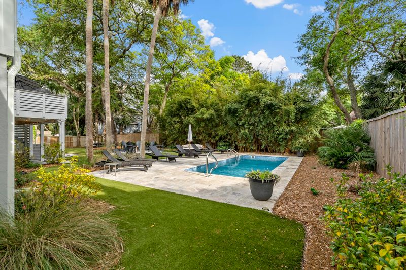 2702 Waterway Blvd, Isle Of Palms, SC 29451