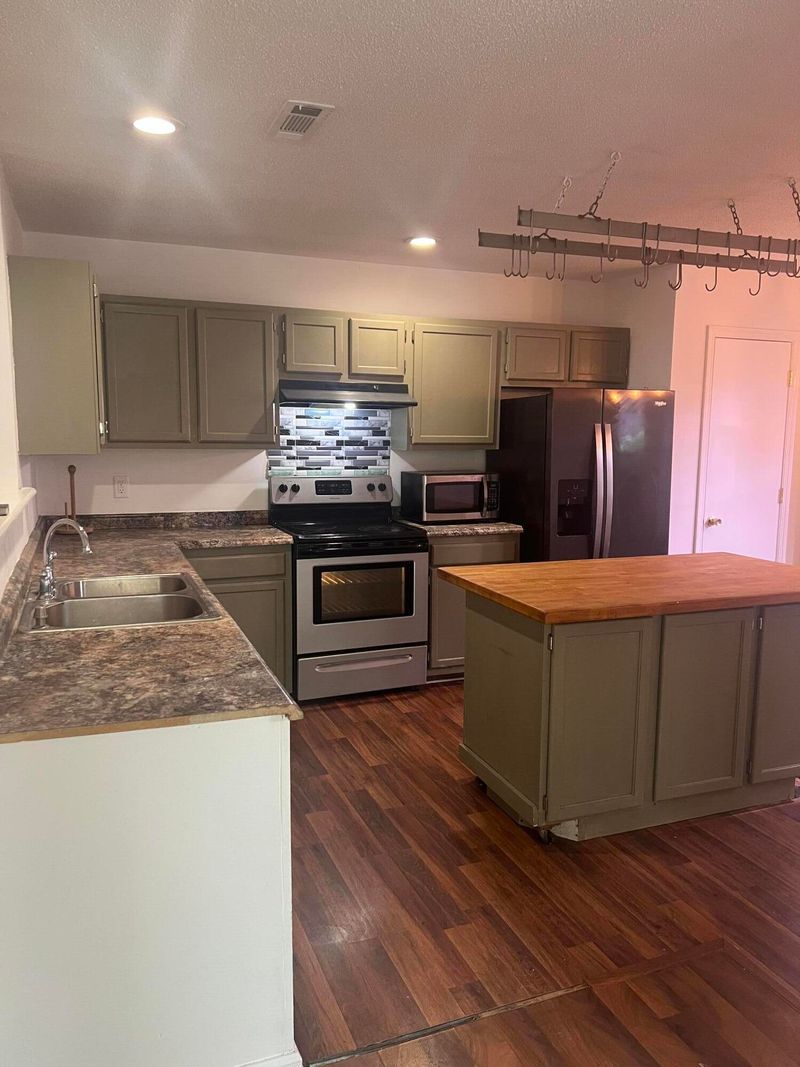 134 Pecan Grove Ave, Goose Creek, SC 29445