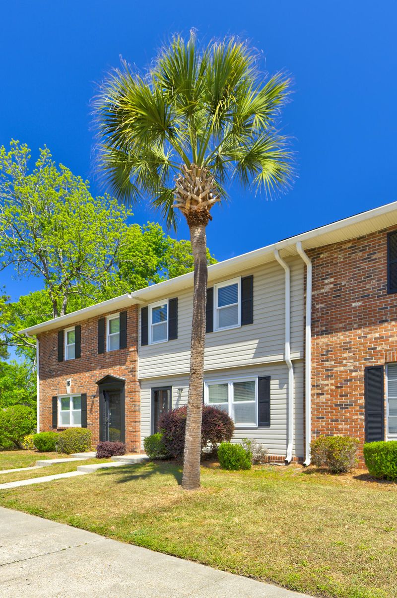 415 Parkdale Dr #16b, Charleston, SC 29414
