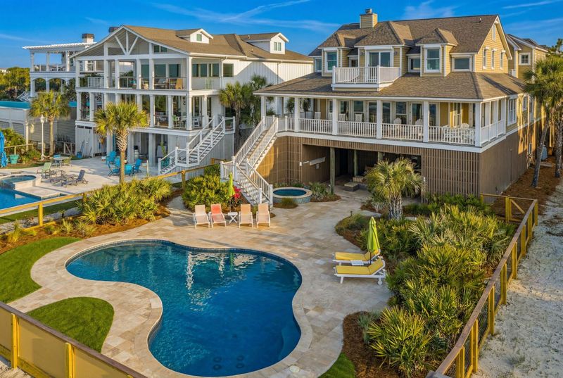 304 Ocean Blvd, Isle Of Palms, SC 29451