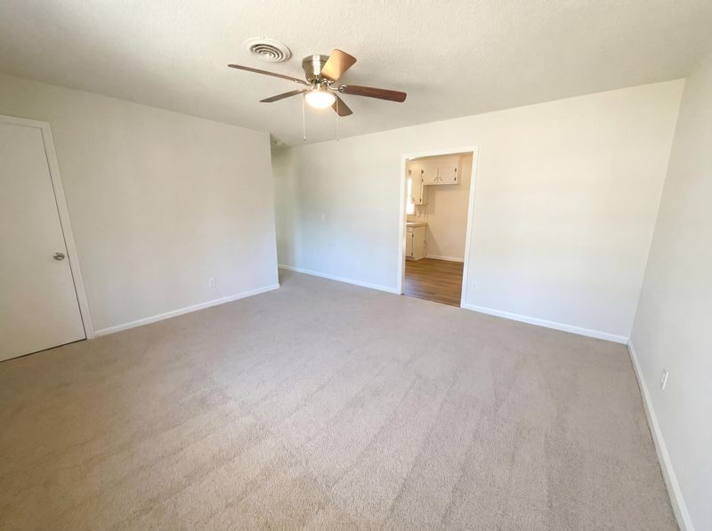 3 Tommy Cir, Goose Creek, SC 29445