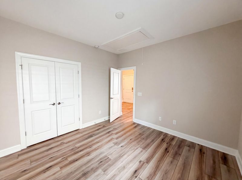 537 Nandina Dr, Goose Creek, SC 29445