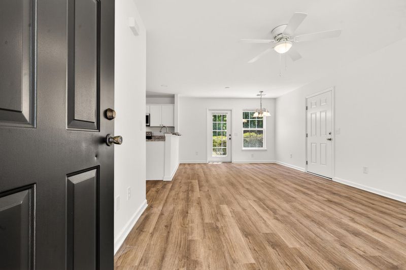 306 Winford Ct, Moncks Corner, SC 29461