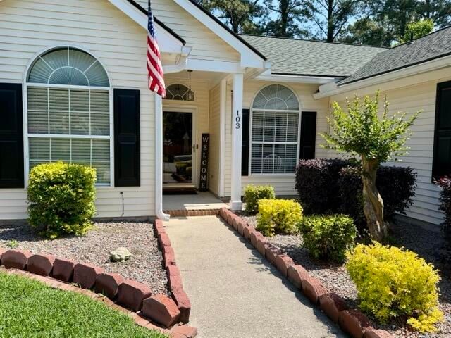 103 Seavington Ct, Summerville, SC 29485