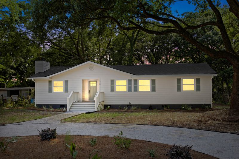 1538 Southwick Dr, Johns Island, SC 29455