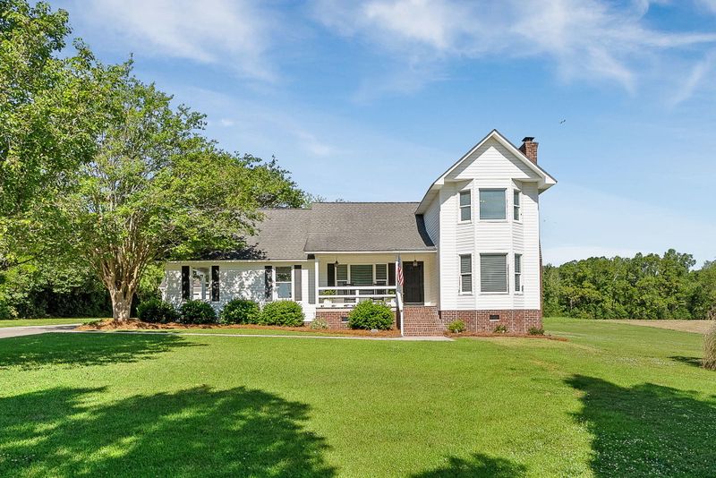 271 Dairy Farm Rd, Moncks Corner, SC 29461