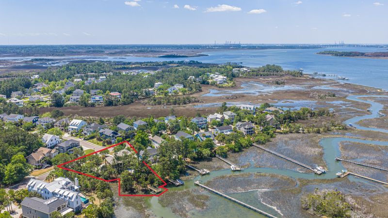 1937 N Creek Dr, Mount Pleasant, SC 29466
