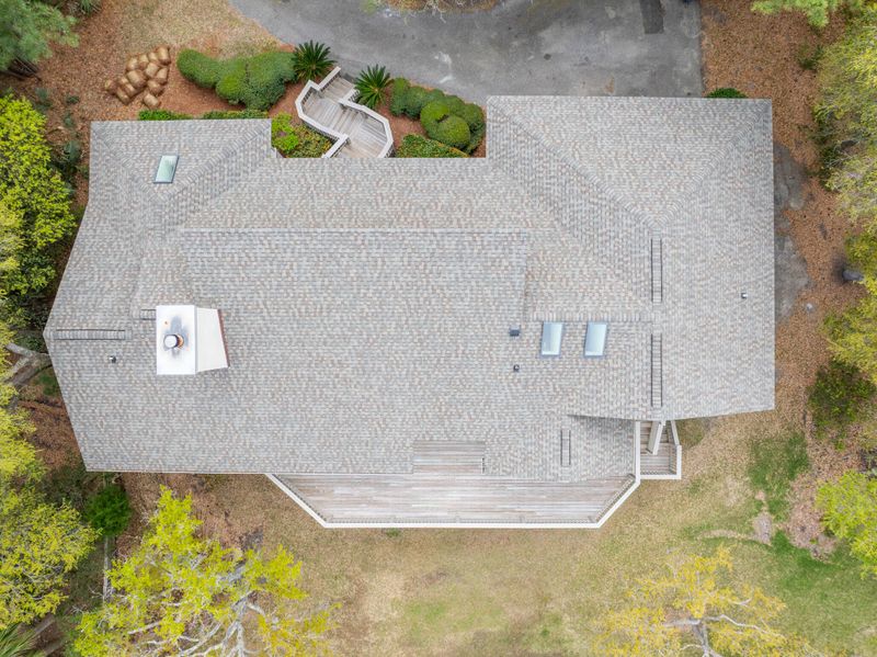1368 Headquarters Plantation Dr, Johns Island, SC 29455