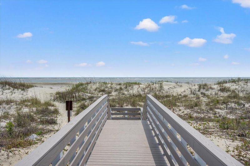 45 Fairway Dunes Ln, Isle Of Palms, SC 29451