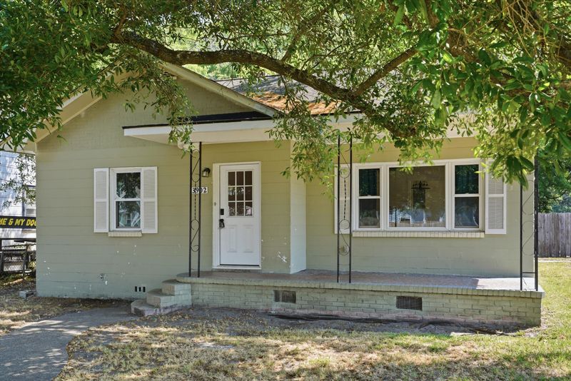3902 Walnut St, North Charleston, SC 29405