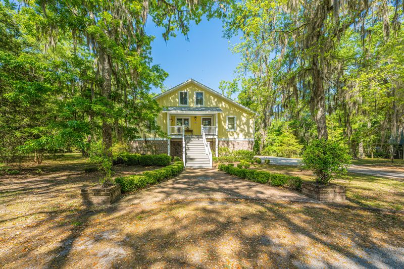 9434 Savannah Hw, Adams Run, SC 29426