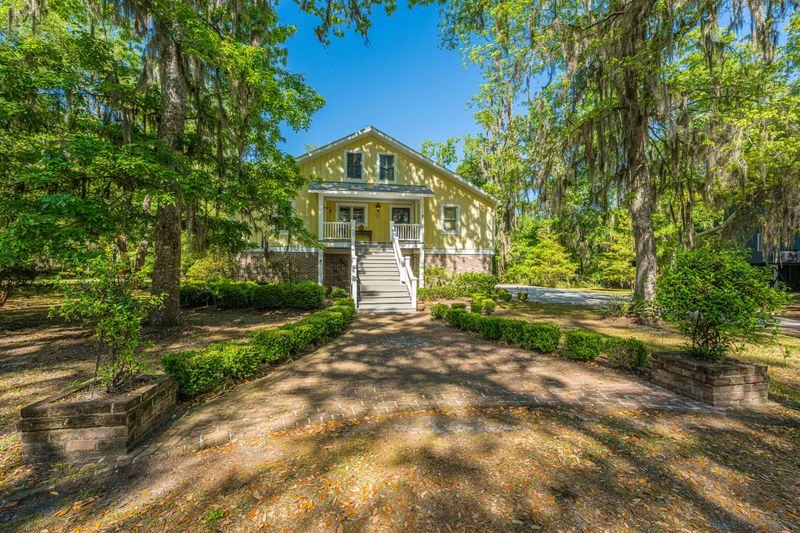 9434 Savannah Hw, Adams Run, SC 29426