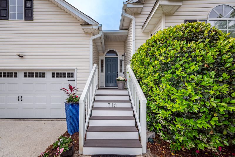 316 Wild Horse Ln, Mount Pleasant, SC 29464