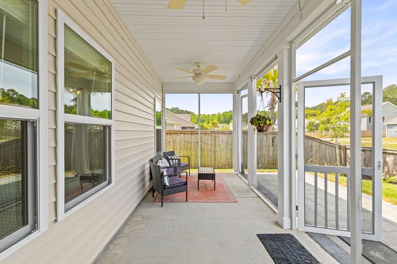 1137 Turkey Trot Dr, Johns Island, SC 29455