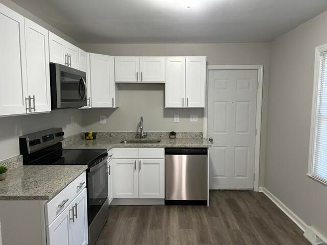 333 Annette Dr, Goose Creek, SC 29445