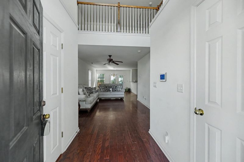 9088 Maple Grove Dr, Summerville, SC 29485