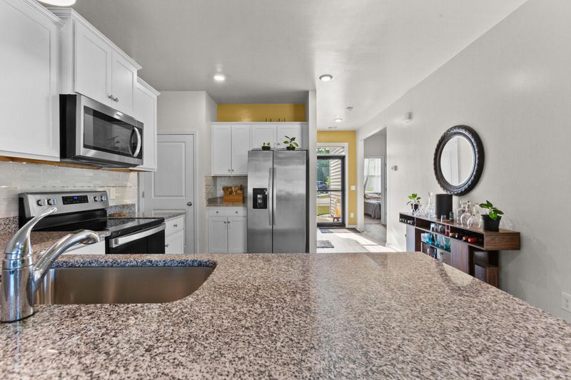419 Blue Elderberry Rn, Moncks Corner, SC 29461