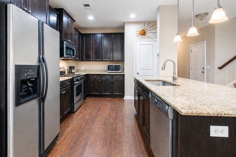 8454 Rice Basket Ln, North Charleston, SC 29420